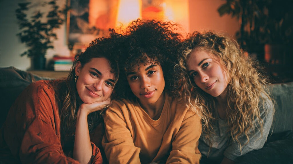 scintillating gossip sesh